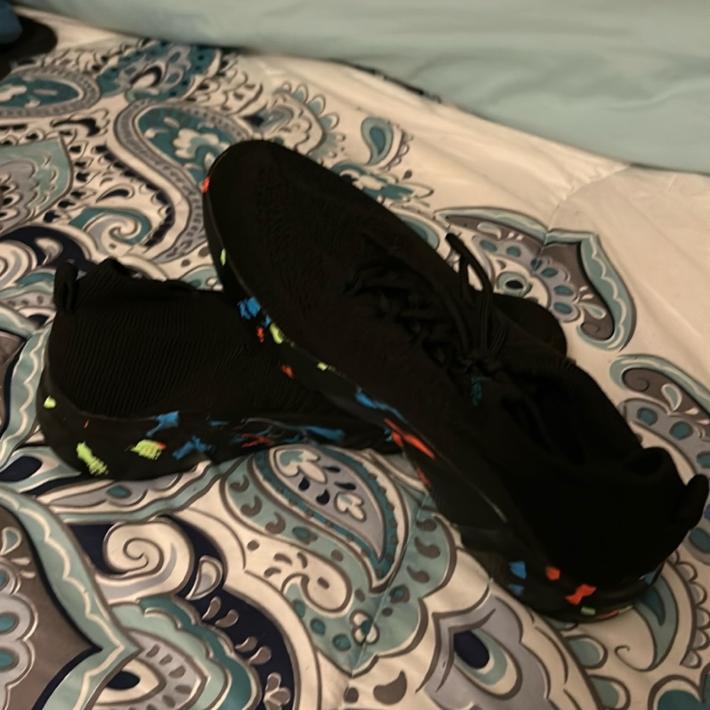 Black, athletic sneaker with multicolors size 10
